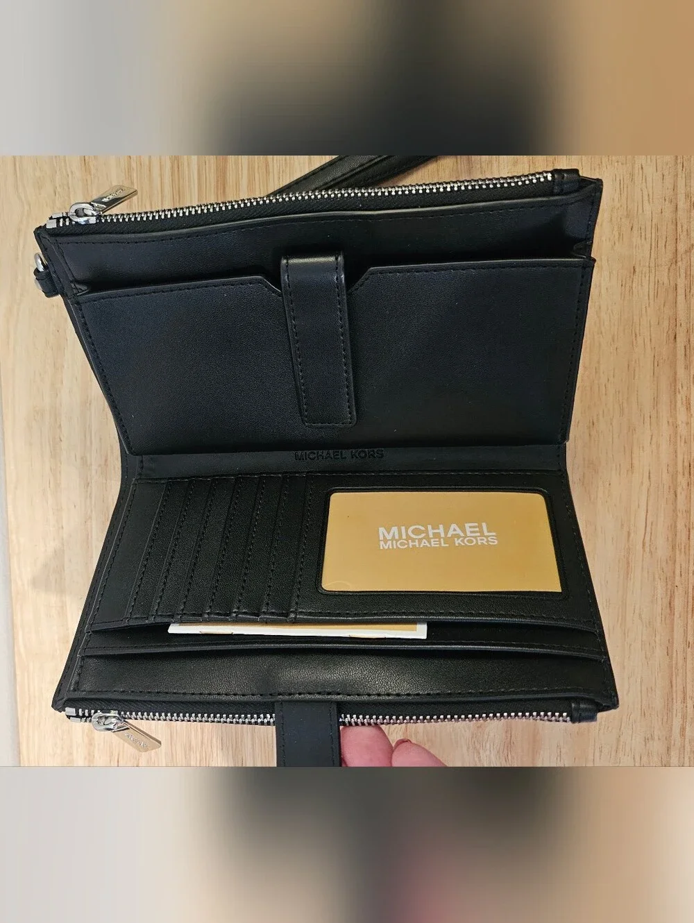 NWT Michael Kors Black and White Signature MK Wristlet Wallet